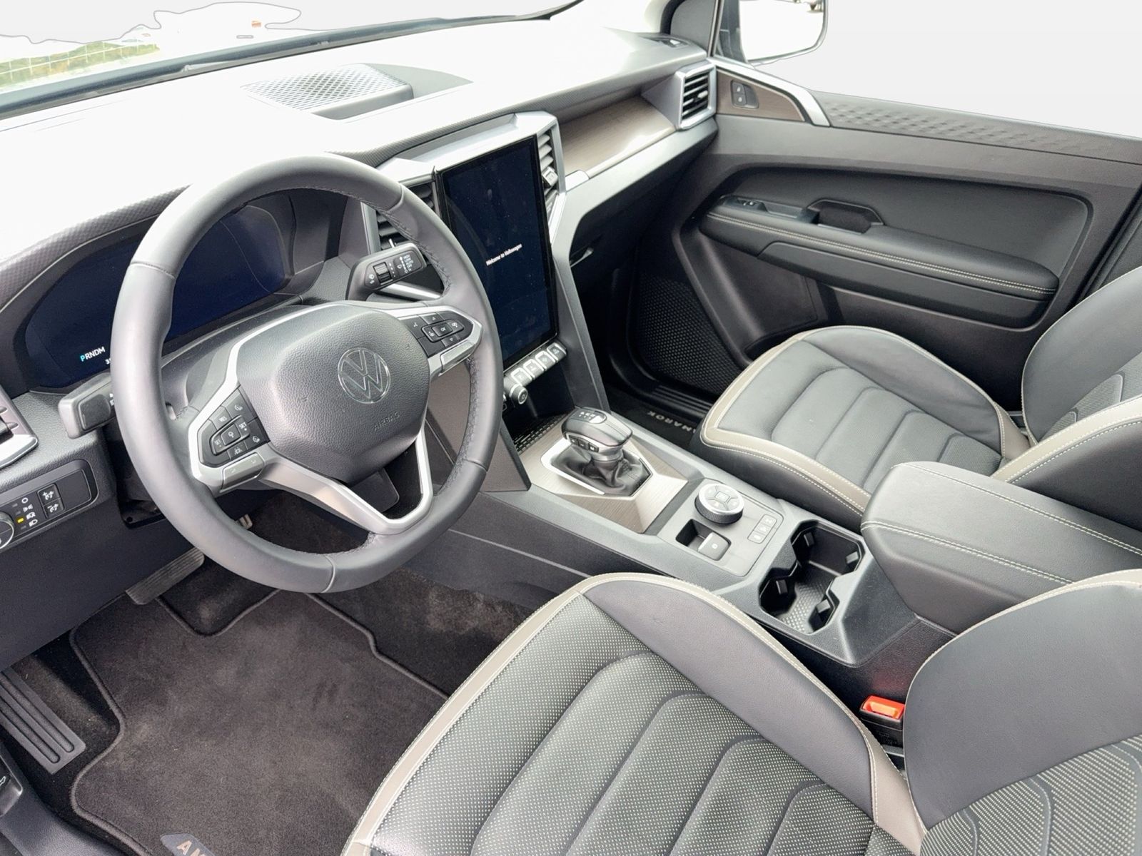 Fahrzeugabbildung Volkswagen Amarok DoubleCab Style 177kW TDI 4x4 3.5T AHK - mit KI generiert/bearbeitet