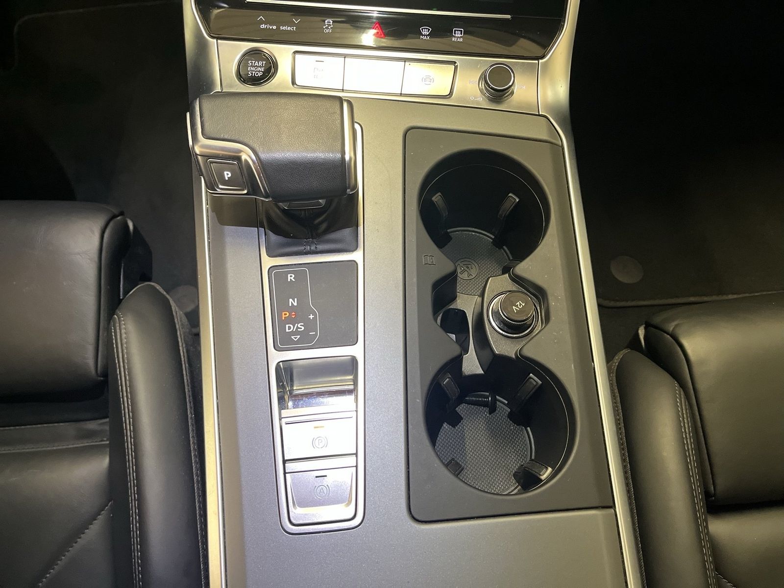 Fahrzeug autohaus mense Fahrzeugabbildung Audi A7 Sportback 45 TFSI quattro S tronic ACC LED LM - mit KI generiert/bearbeitet