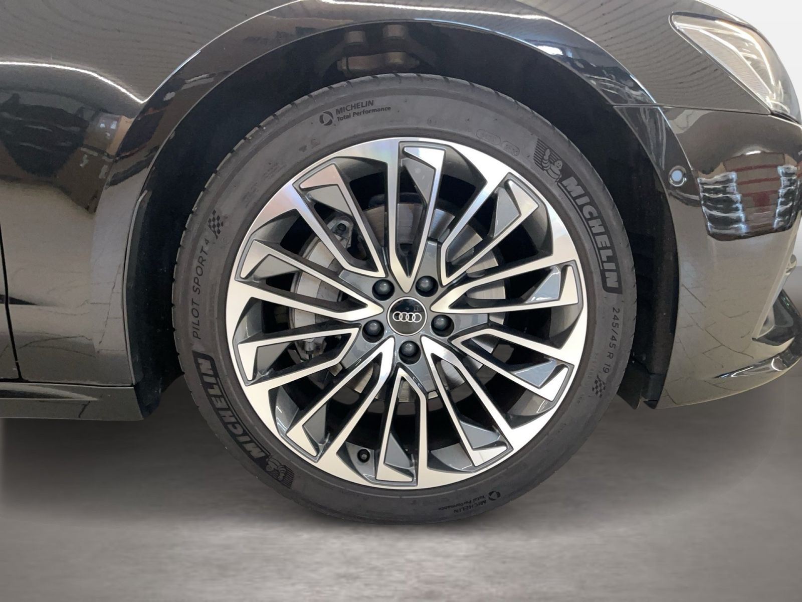 Fahrzeug autohaus mense Fahrzeugabbildung Audi A7 Sportback 45 TFSI quattro S tronic ACC LED LM - mit KI generiert/bearbeitet