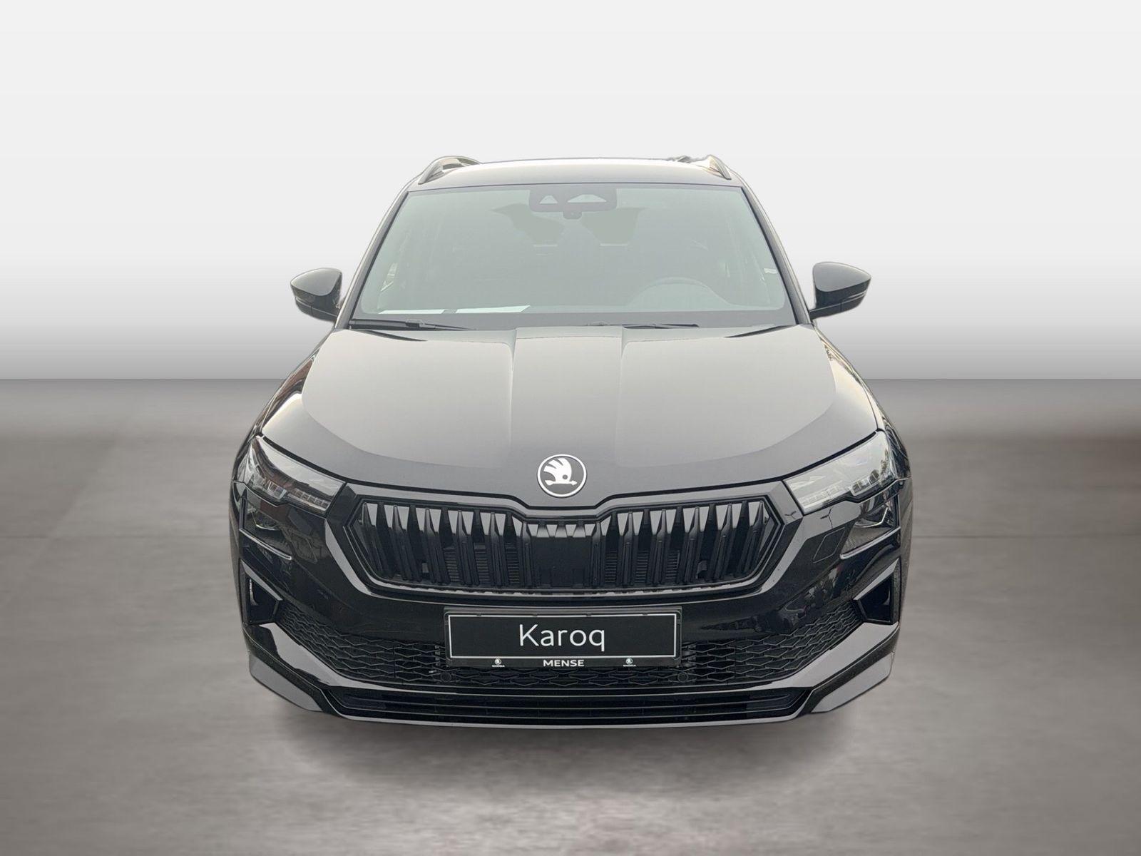 Fahrzeug autohaus mense Fahrzeugabbildung SKODA Karoq Sportline 1.5l TSI 110kW 7-Gang-DSG Matrix - mit KI generiert/bearbeitet