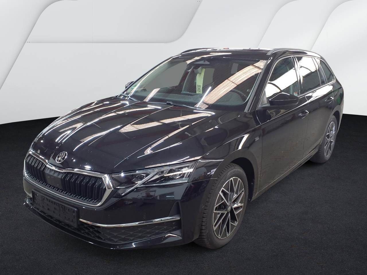 Fahrzeugabbildung SKODA Octavia Combi Tour 2.0l TDI Matrix HUD Pano SD - mit KI generiert/bearbeitet