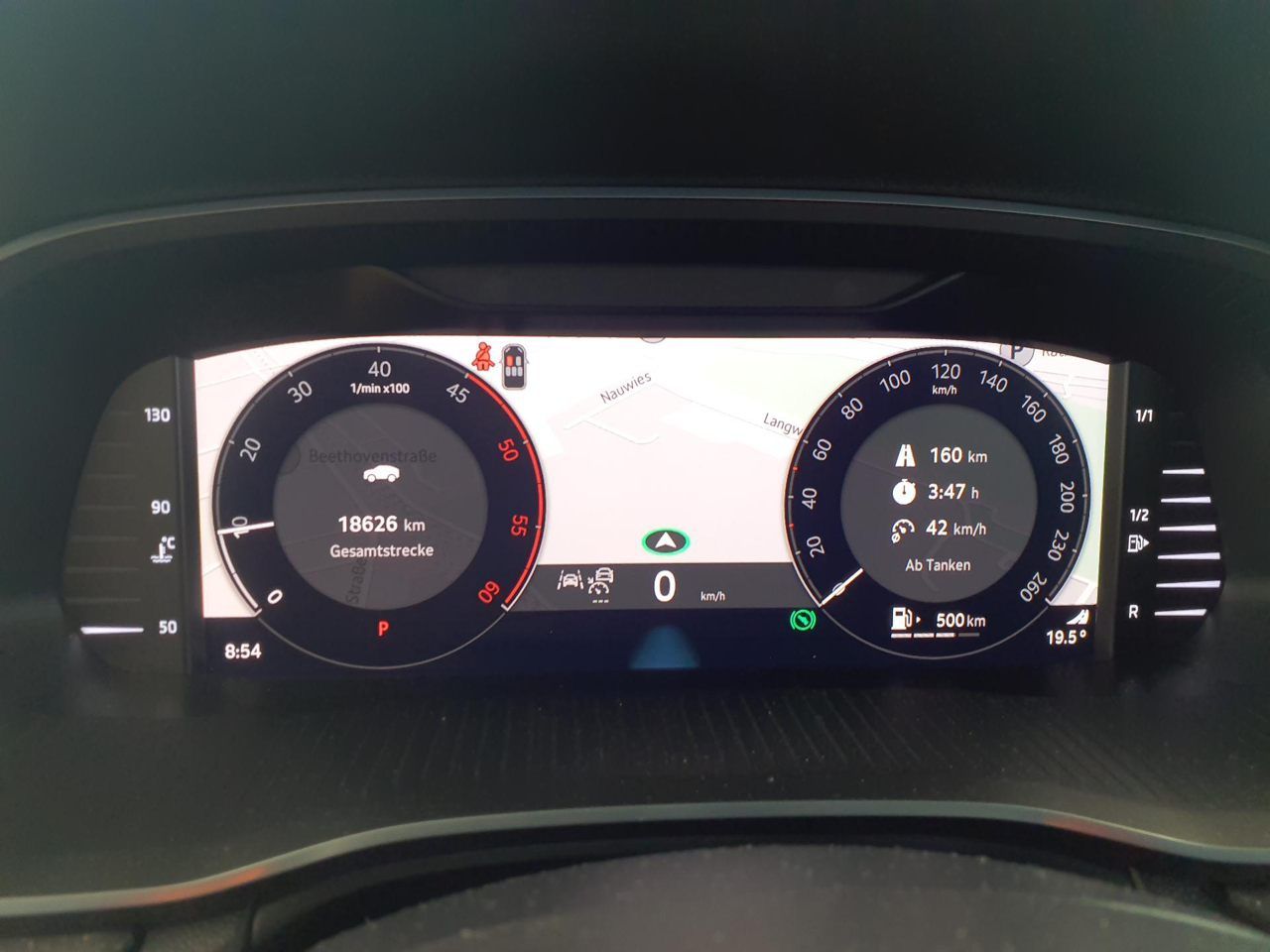 Fahrzeug autohaus mense Fahrzeugabbildung SKODA Octavia Combi Tour 2.0l TDI Matrix HUD Pano SD - mit KI generiert/bearbeitet