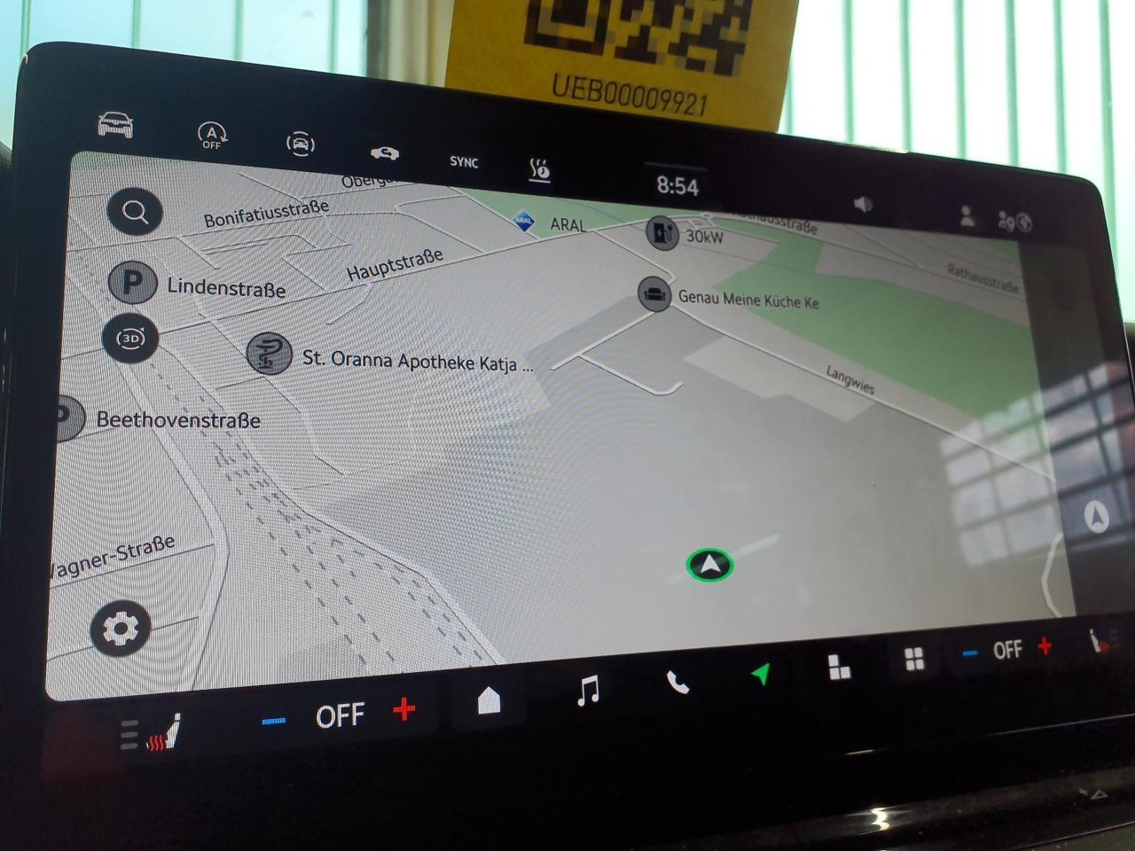 Fahrzeug autohaus mense Fahrzeugabbildung SKODA Octavia Combi Tour 2.0l TDI Matrix HUD Pano SD - mit KI generiert/bearbeitet