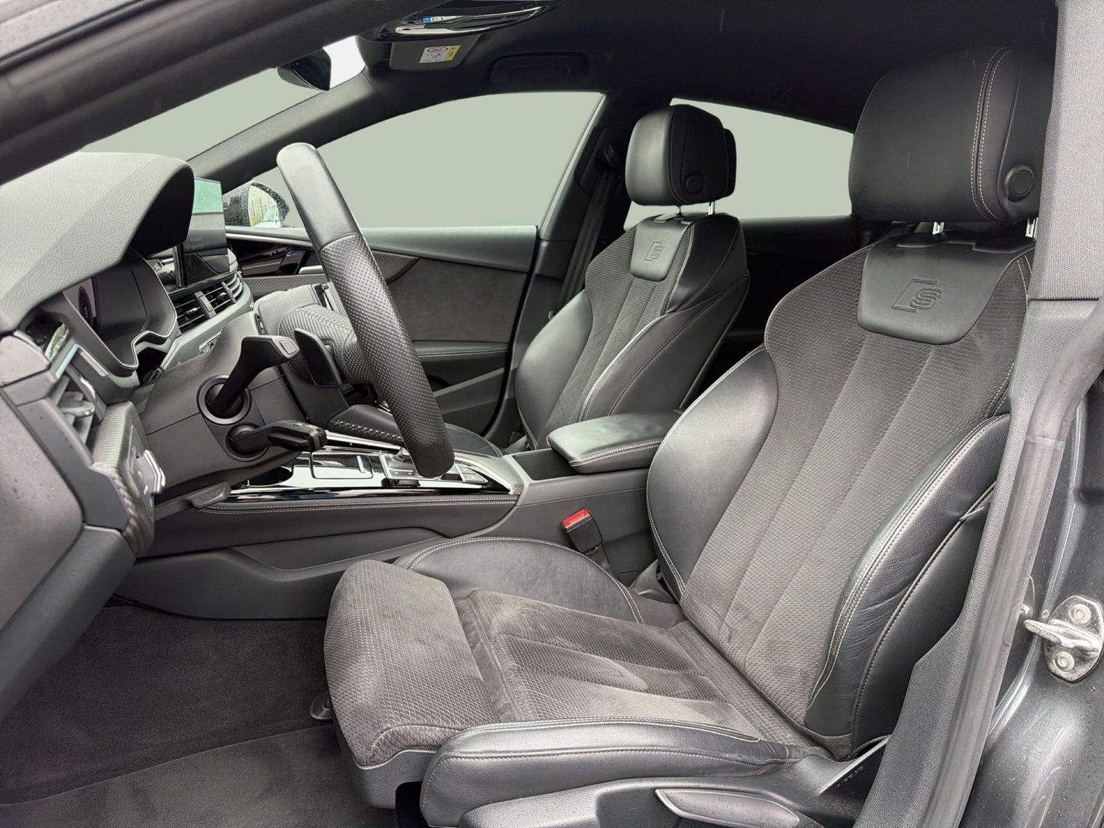 Fahrzeug autohaus mense Fahrzeugabbildung Audi A5 Sportback 45 2.0 TFSI MHEV quattro S-Line ACC - mit KI generiert/bearbeitet