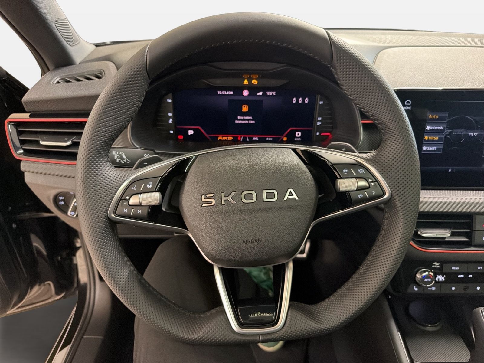 Fahrzeug autohaus mense Fahrzeugabbildung SKODA Kamiq 1.0 TSI Monte Carlo Matrix AHK Pano SD ACC - mit KI generiert/bearbeitet