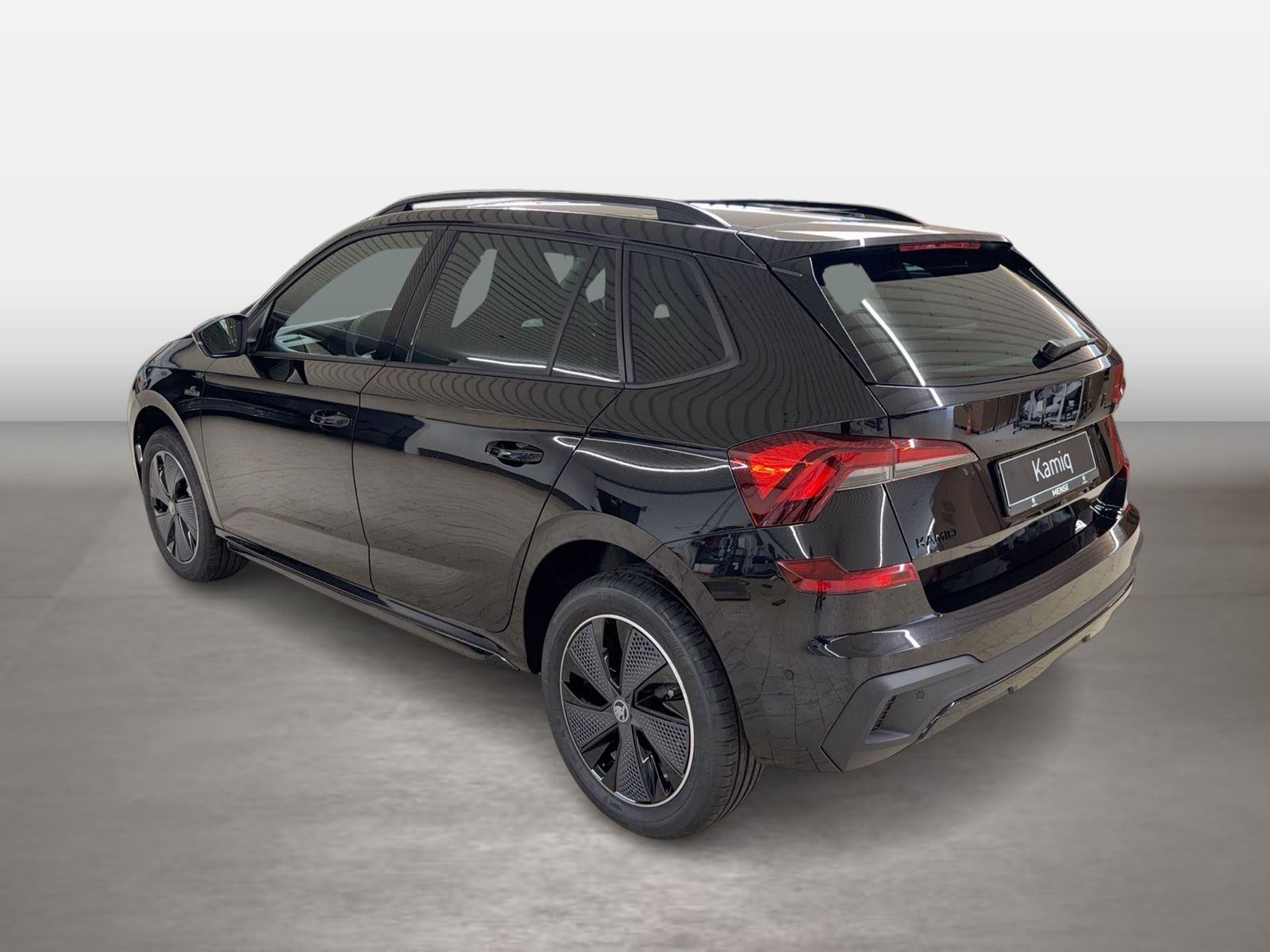 Fahrzeug autohaus mense Fahrzeugabbildung SKODA Kamiq 1.0 TSI Monte Carlo Matrix AHK Pano SD ACC - mit KI generiert/bearbeitet