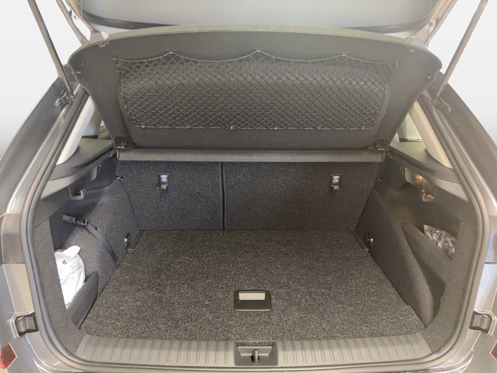 Fahrzeugabbildung SKODA Kamiq 1.0 TSI Balance Matrix LED VirtualCP PDC - mit KI generiert/bearbeitet