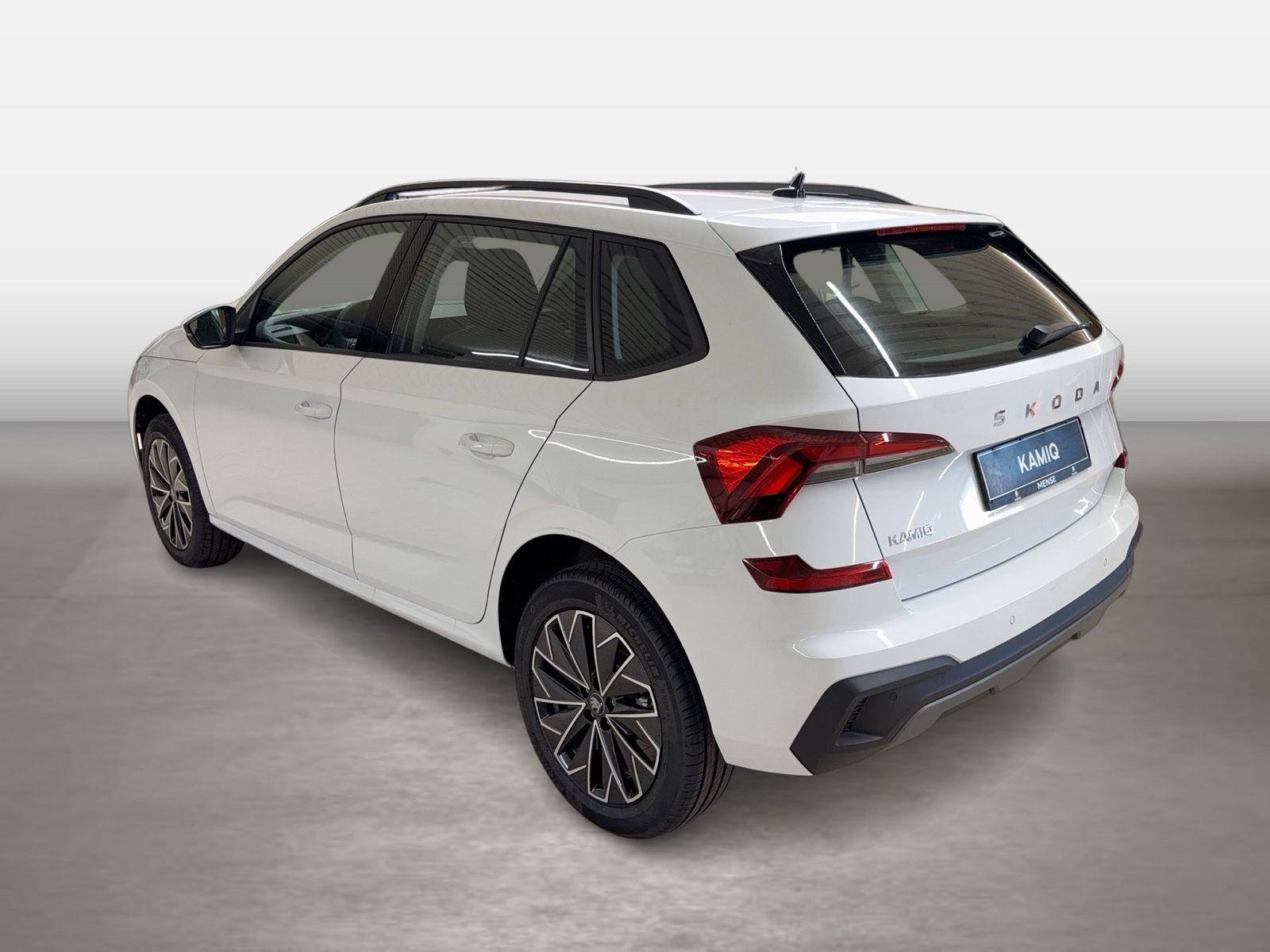 Fahrzeugabbildung SKODA Kamiq 1.0 TSI Tour Matrix LED VirtualCP Facelift - mit KI generiert/bearbeitet